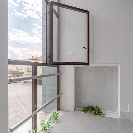 Apartamento Lovely & Cozy With Terrace *