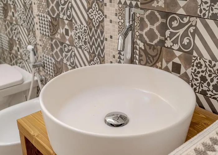 Guesthost - Lovely & Cozy With Terrace Apartmán Chiavari
